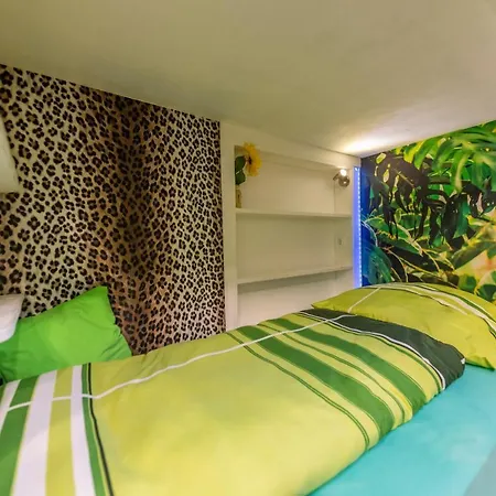 Ricardo Team-hostel